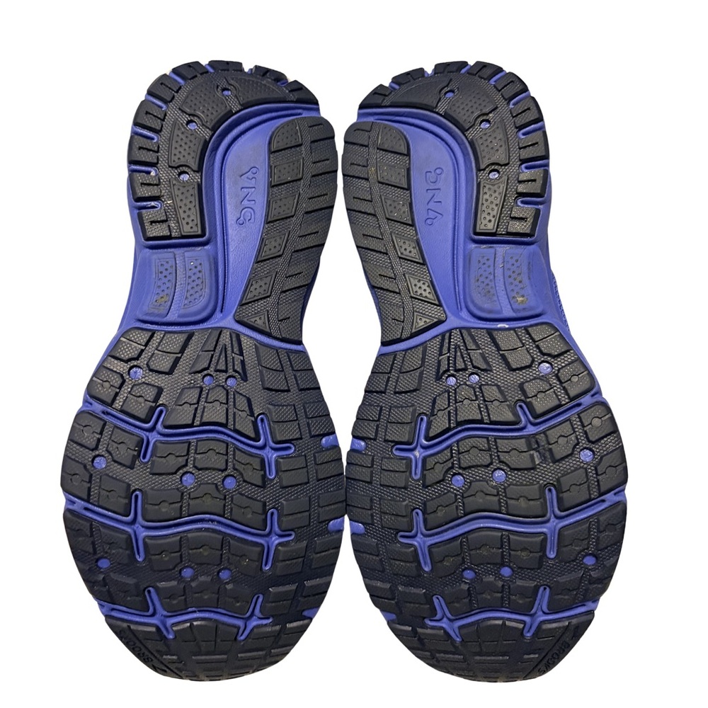 Brooks Revel Size 8 - Picture 4 of 5